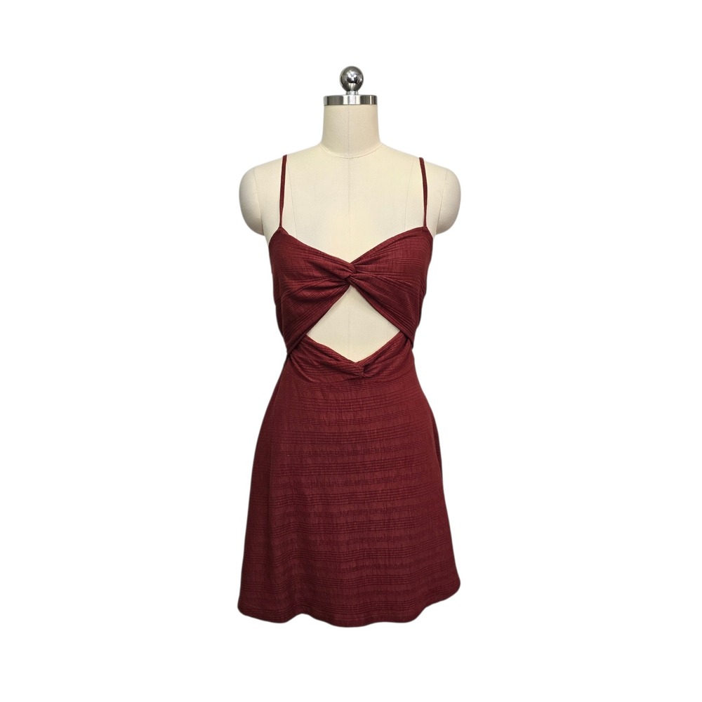 Anthropologie Burgundy Ribbed Cutout Twist Front Mini Dress Small Open Back Mens